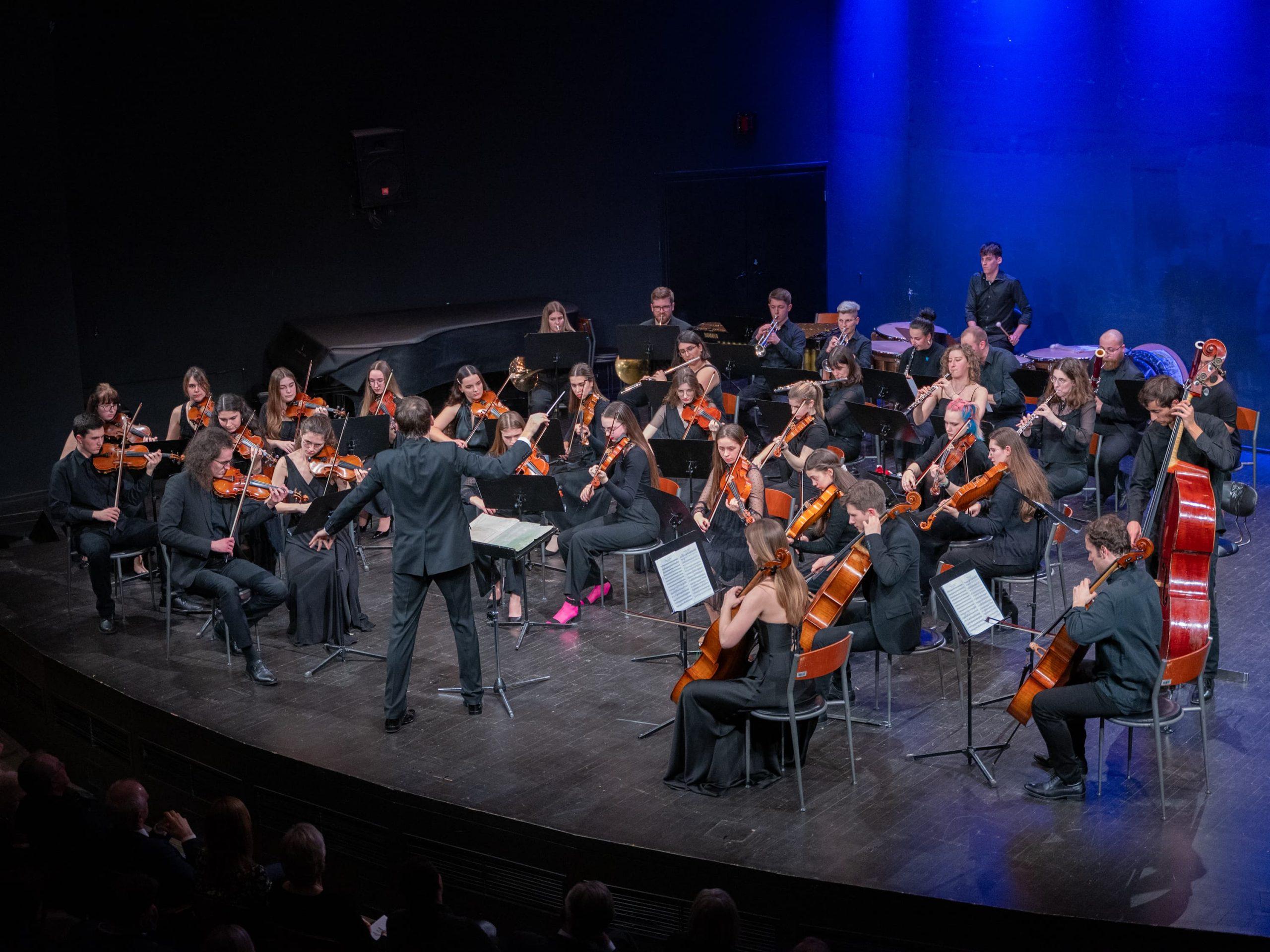 Koncert Orkestra mladih glazbenika feat. Valentin Egel i Sueye Park besplatno u Kinu SC