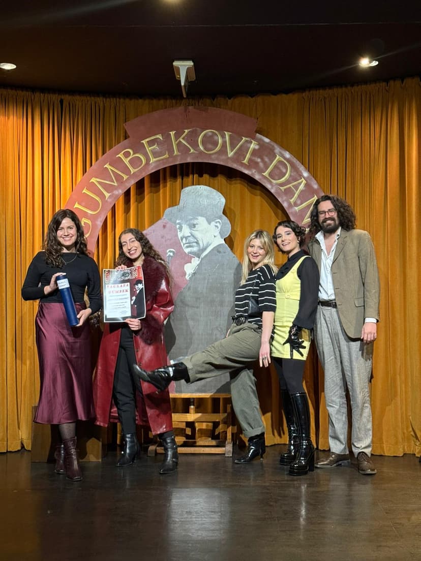 <p>Gumbekovi dani nagradili predstavu “Djevojke s rogovima”!</p>