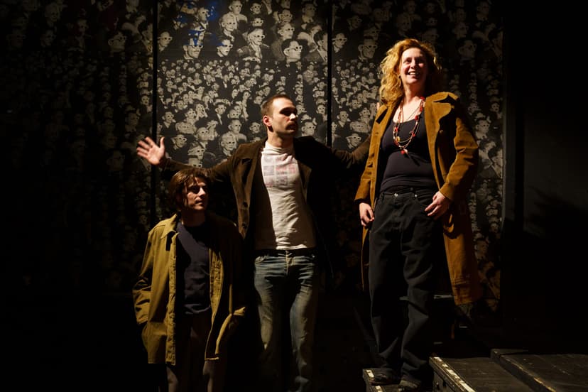 ŽENA POPULARNOG POKOJNIKA